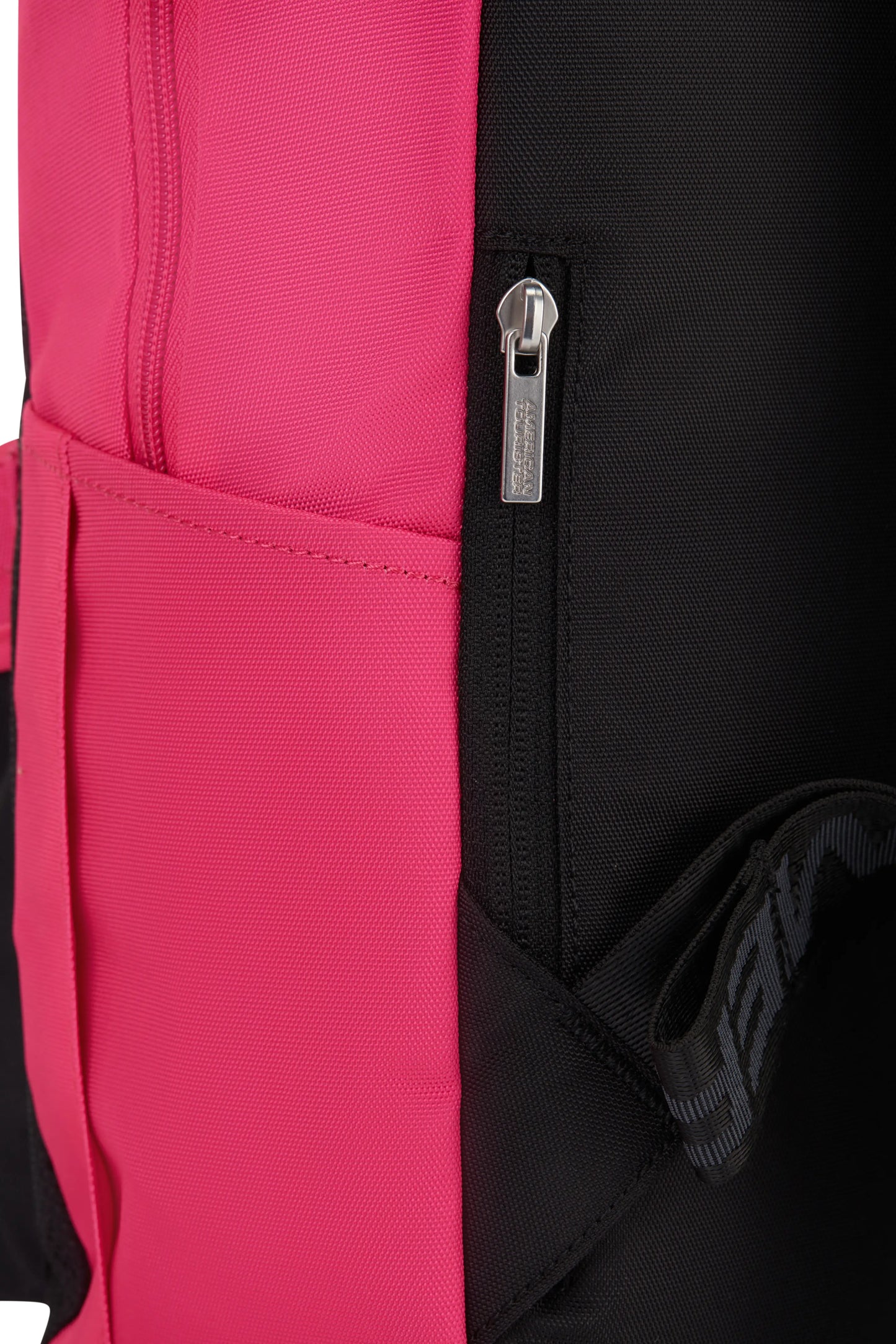 Squid Games Backpack With Themed Zipper Pullers